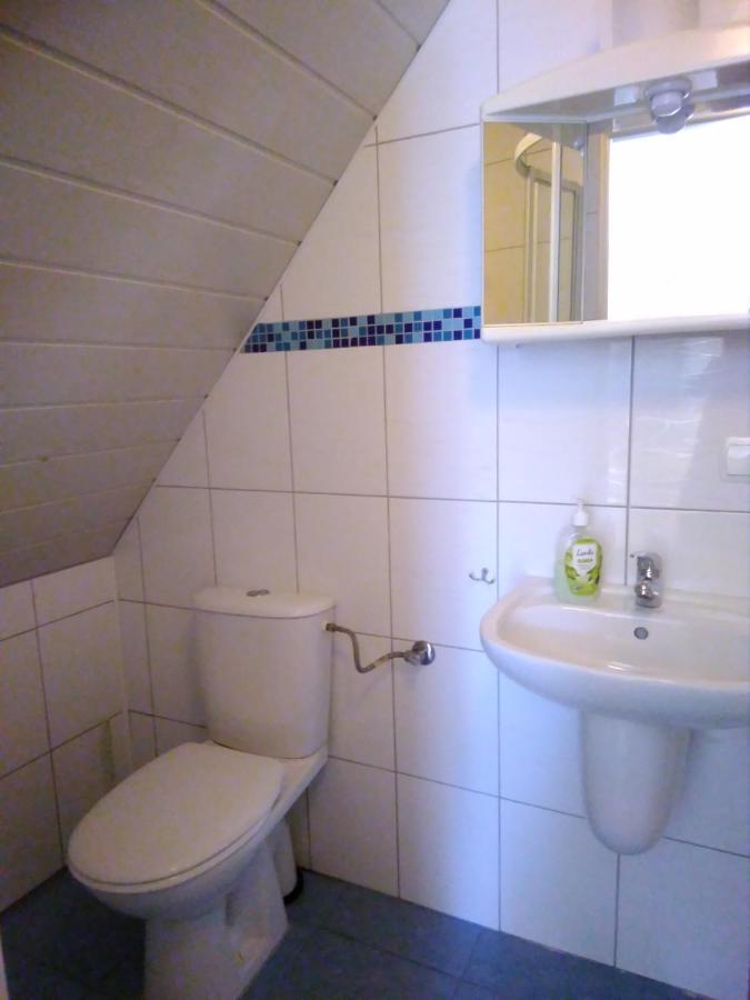 Dom Pod Sosnami Panzió Mielno  Kültér fotó