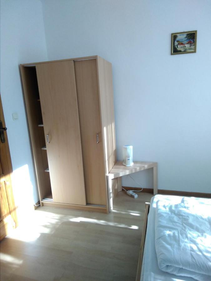 Dom Pod Sosnami Panzió Mielno  Kültér fotó